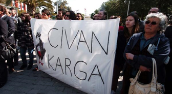 Şair Behramoğlu'ndan Sağlıkçıların Eylemine Destek