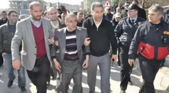 Birlikte Yaşadığı Kadın Terk Edince Yüksek Gerilim Direklerine Çıktı