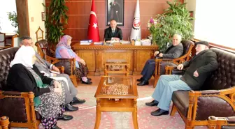 Huzurevi Sakinleri Başkan Erdoğan'ı Ziyaret Etti
