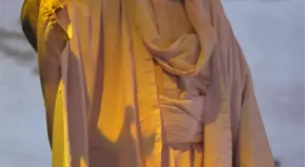 Şehitler Tiyatroyla Anıldı