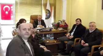 AK Parti İlçe Yönetimi, Esnaf Kefalet Kooperatifine Ziyarette Bulundu