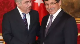 Avusturya Cumhurbaşkanı Fıscher, Davutoğlu'nu Kabul Etti