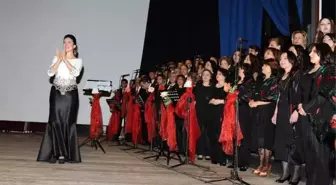 Kadınlar, Türkülerle Buluştu