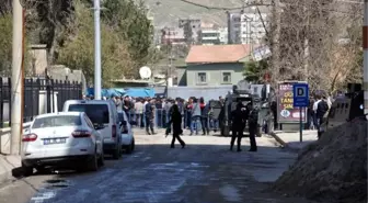 Cizre'de Nevruz Kutlamalarında Gözaltına Alınan 69 Kişi Adliyede