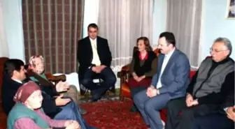 Gümüşhane Valisi Dr. Yusuf Mayda, Yaşlıları Ziyaret Etti