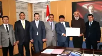Huzurevi İçin Arsasını Bağışladı