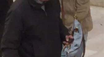 Sevgiliye Beraat, Babaya Ceza