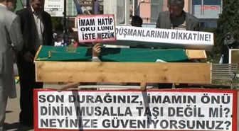 Kocaeli İnanç Özgürlügü 4+4+4'e Karşı Çıkanları Protesto Etti