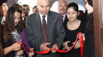 Başkan Zolan, Dünya Tiyatrolar Günü'nde Tiyatro Kütüphanesi Açtı