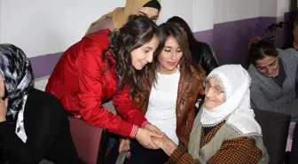 Öğrenciler Yaşlıları Unutmadı