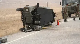 Van'da Operasyondan Dönen Askeri Araç Devrildi: 3 Yaralı