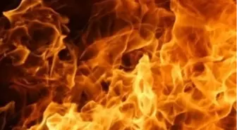 Samanlıkta Oynayan Çocuk Çıkan Yangında Öldü