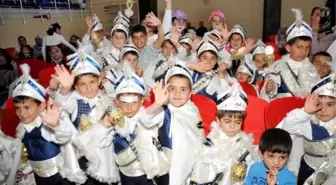 Depremzede Çocuklar Sünnet Ettirildi