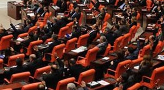 4+4+4 Meclis'ten Geçti