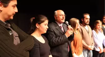 Denizli Tiyatroya Doydu