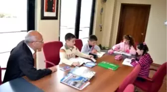 Öğrenciler Başkan Tokcan'ı Sorularıyla Terletti