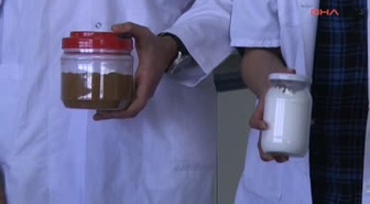 Afrikalıyı Denizlili İşadamı Koruyor