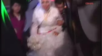 İşitme Engelli Çift İçin İşaret Diliyle Nikah