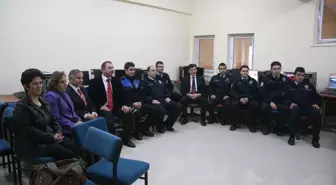 Polis Memurlarına İşaret Dili Kursu