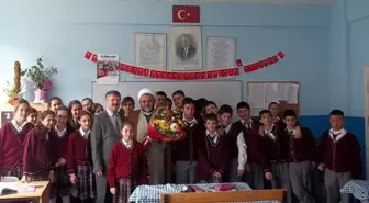 Caferi İmam, İlköğretim Okulunda Öğrencilere Ders Verdi