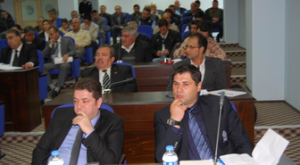 Edremit'te Gergin Meclis