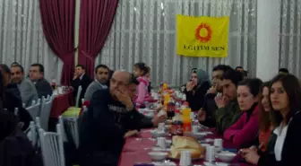 Erciş'te Eğitim-Sen'den Öğretmenlere Moral Gecesi