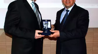 Sivaslı Kaymakamı Üniversite Öğrencilerine Kaymakamlık Mesleğini Anlattı