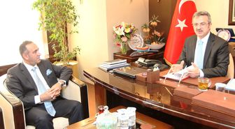 Dernekler Birliği'nden Başkan Köşker'e 12 Yıldız Kutlaması