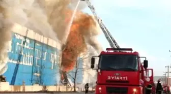 Gebze'de Lojistik Deposundaki Yangın Kontrol Altına Alındı