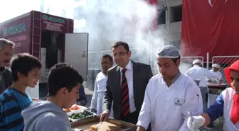 MHP'den Türkeş İçin Mevlid-İ Şerif
