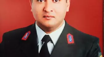 Şehit Babasını Son Yolculuğuna Uğurladı