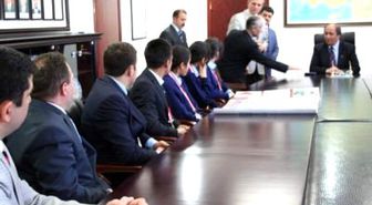 Vali Kara, Alparslan Lisesi'nin Başarılı Öğrencilerini Ödüllendirdi