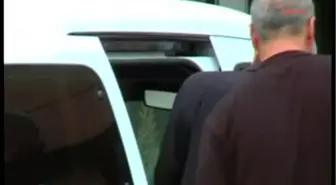 Eşini Bıçaklayan Koca Tutuklandı