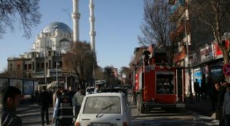 Iğdır'da Hareket Halindeki Otomobil Yandı