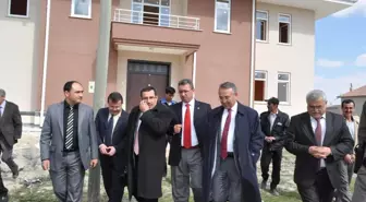 Kaymakam ve Başkan'dan Köy Gezisi