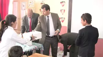 Muş'ta 3 Bin 500 Öğrenciye Giyim Yardımı