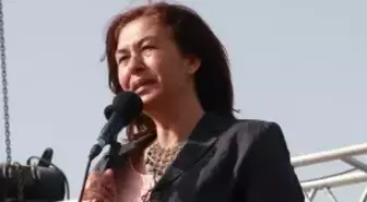 Şiirin Kalbi Konakta Attı