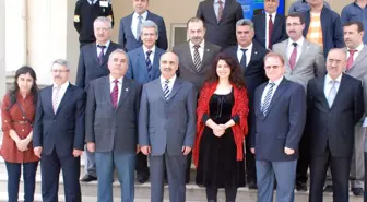 Batman Üniversitesi'nde 'Kaybolan Emekler' Fotoğraf Sergisi Açıldı