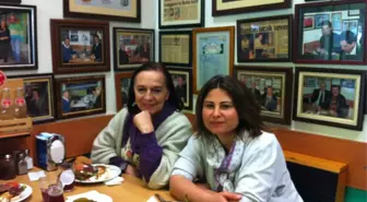 Usta Oyuncu Ayten Uncuoğlu'nun Kebap Keyfi