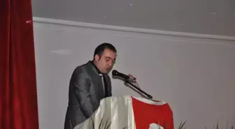 Bayburt Ülkü Ocakları Alparslan Türkeş'i Andı