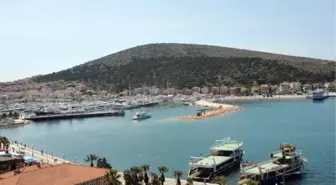 Çeşme Marinada Dalga Durdu