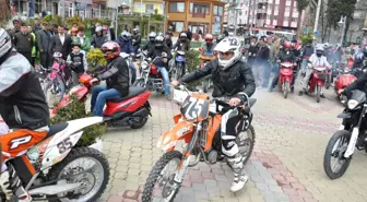 Dursunbey'de Kask Dağıtımı Yapıldı