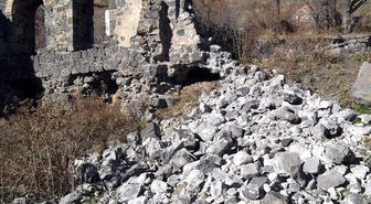 Kars'ta Tarihi Beylerbeyi Sarayı Yıkılıyor