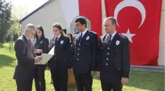 Kağıthane Emniyetinden Kılıç'a Plaket