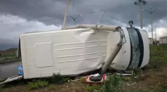 Tosya Güne Kazalarla Uyandı: 16 Yaralı