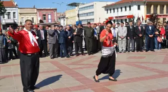 Trizm Haftası Açılışında Roman Halk Dansları Gösteri Yaptı