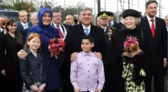 Cumhurbaşkanı Gül, Venlo 2012 Floriade Botanik Fuarı'nı Ziyaret Etti