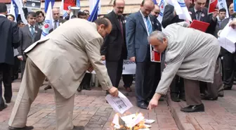 Eğitim-Bir-Sen Üyesi Memurlar Bodro Yaktı