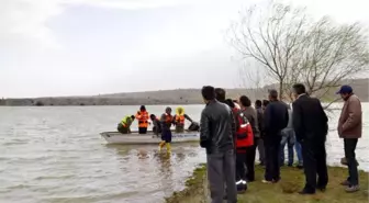 Fırtınada Gölette Mahsur Kalan Balıkçıları Afad Kurtardı