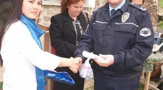 Genç Kızların Yaptığı Çeyizler Görücüye Çıktı